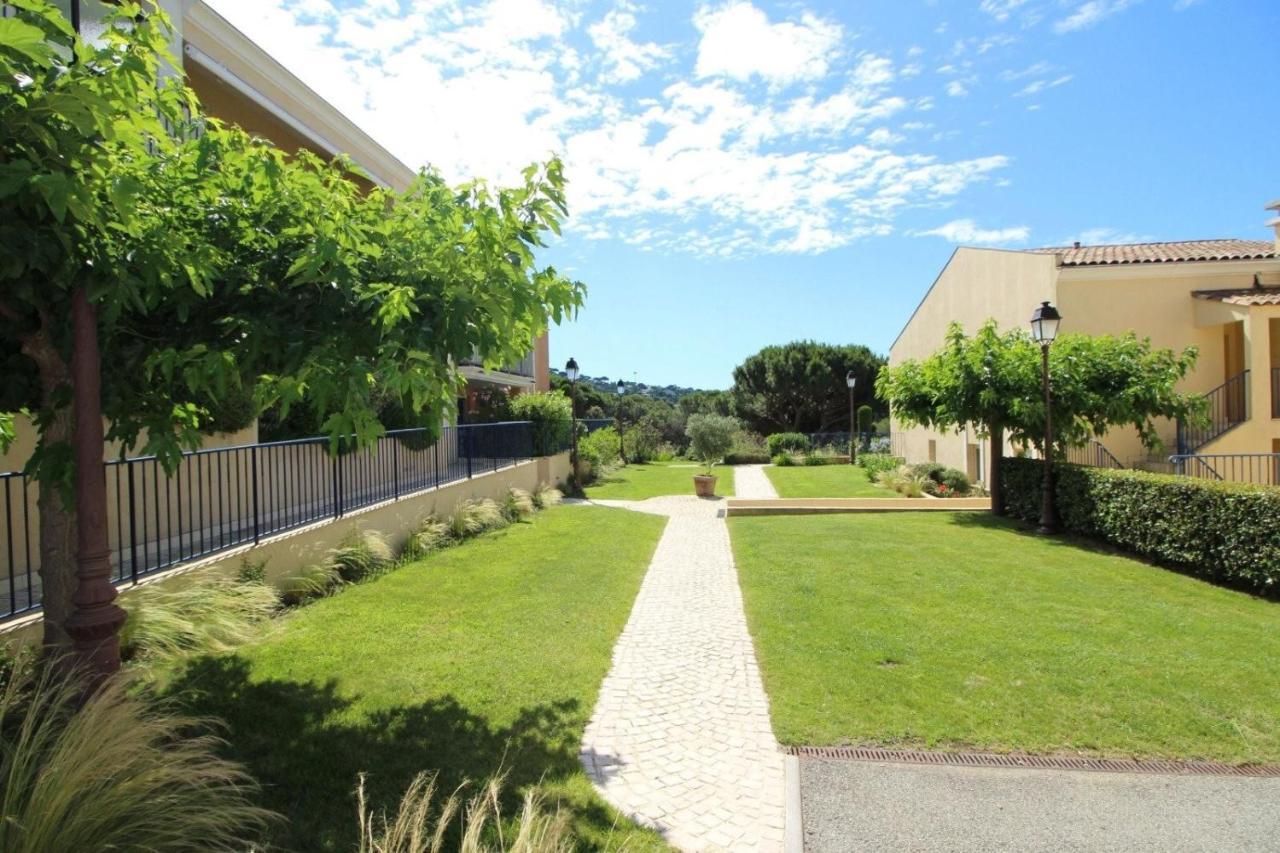 Sainte-Maxime - 3 Bedroom Apartment, Air Conditioned, Outdoor Terrace, Swimming Pool Exterior photo